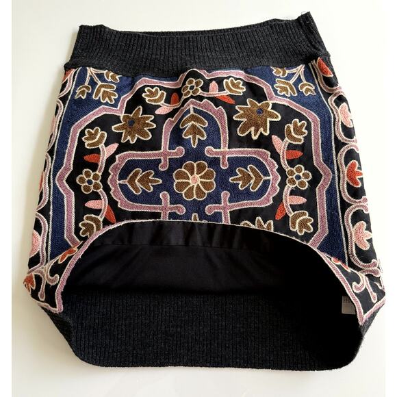 ZARA W&B Collection  mini skirt Tapestry Embroidered Multicolored, Boho  S - Picture 2 of 8